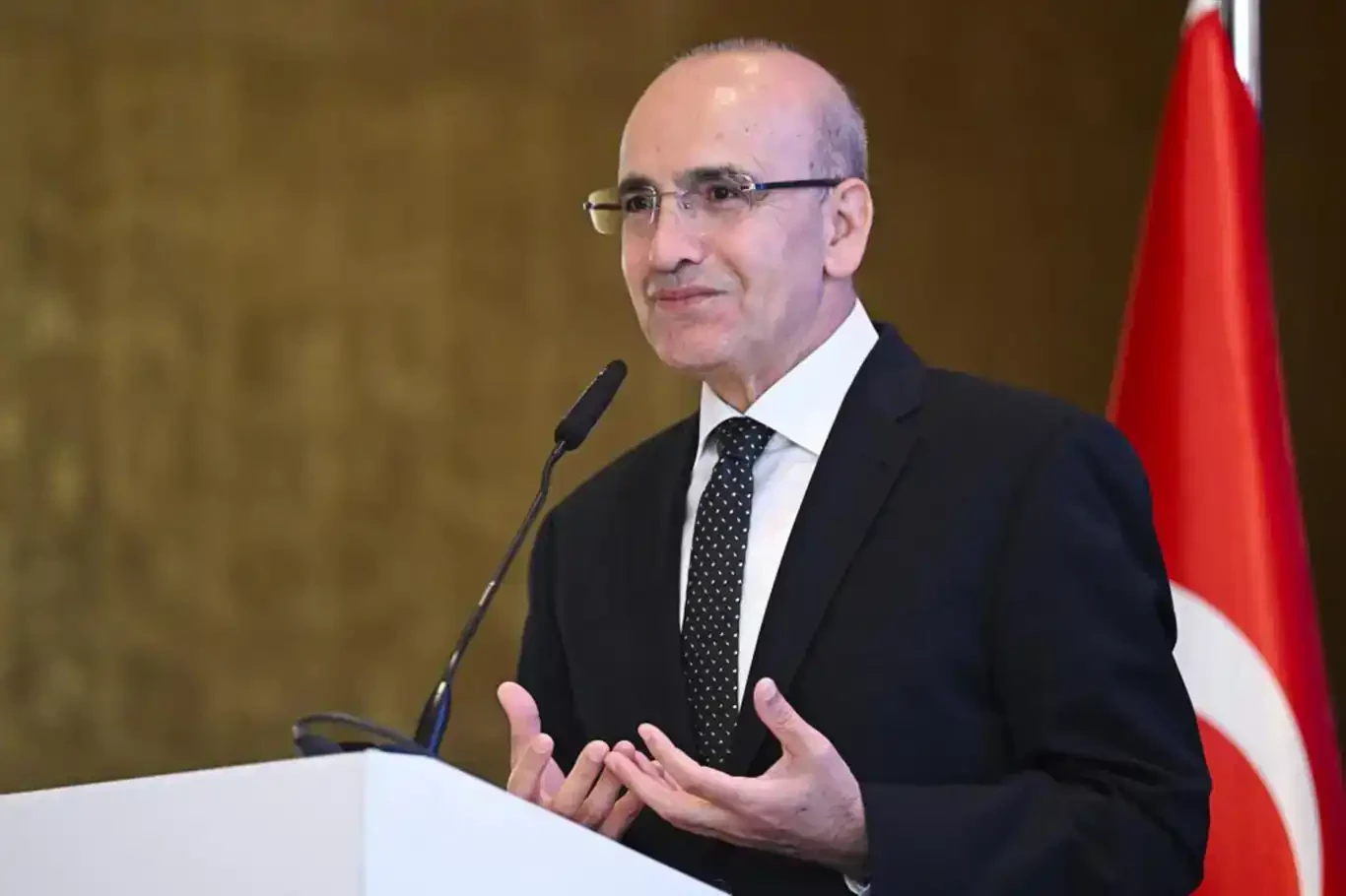 Mehmet Şimşek: Cari açık neredeyse yüzde birin altına indi