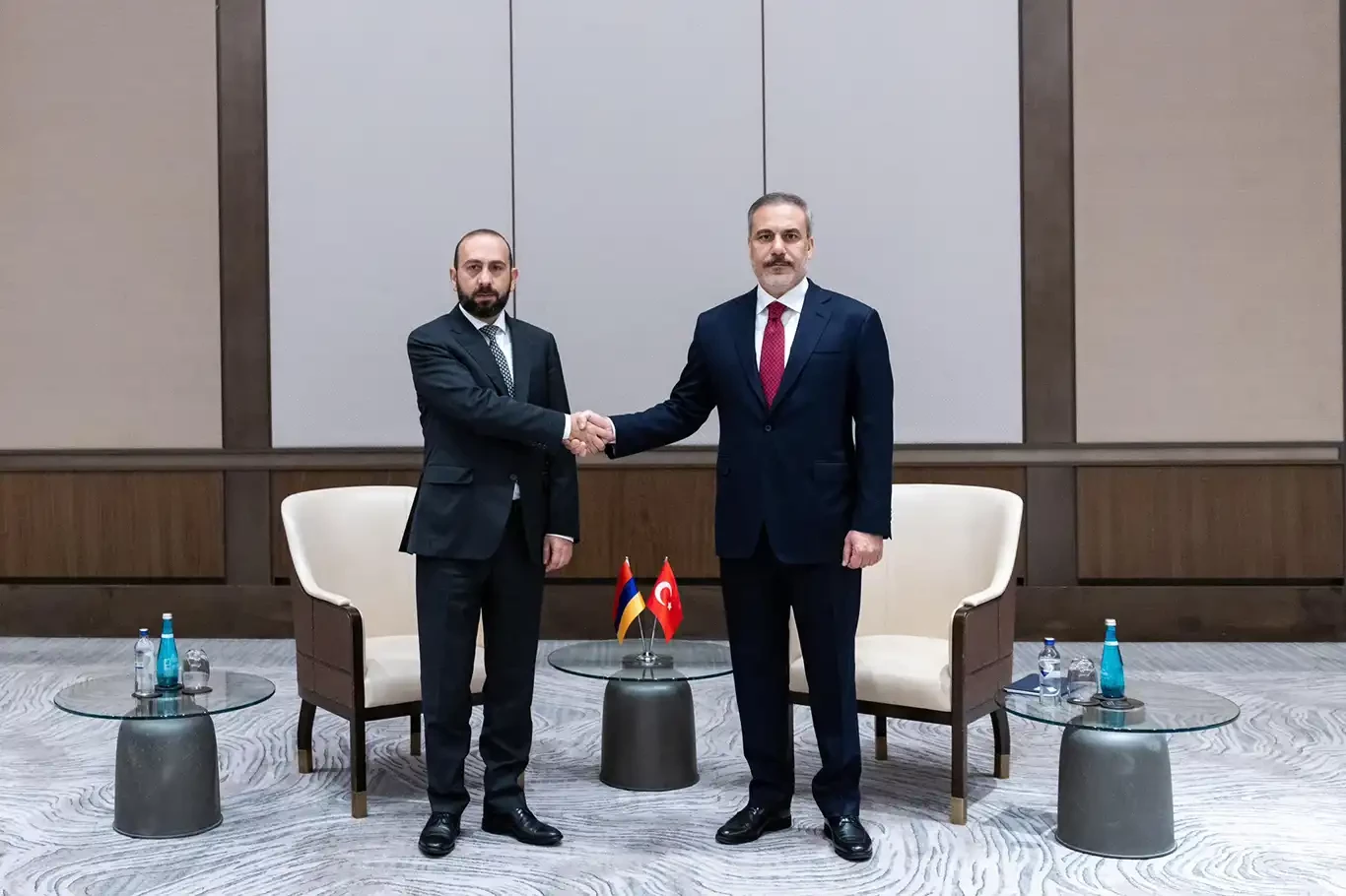 Bakan Fidan ve Ermenistan Dışişleri Bakanı Mirzoyan görüştü