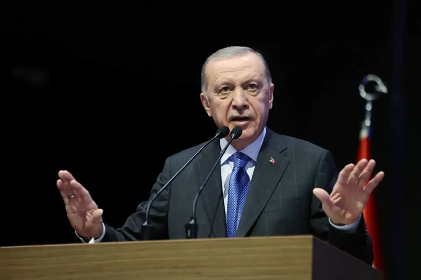 Cumhurbaşkanı Erdoğan: Tarihî fırsat penceresinin kişisel hesaplara kurban edilmemesini ümit ediyoruz