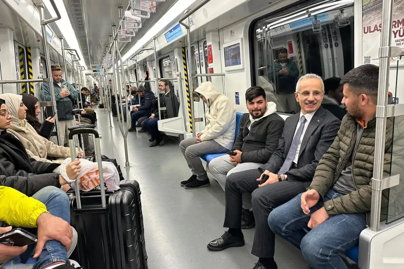 Gayrettepe-İstanbul Havalimanı-Arnavutköy metro hattında yolcu rekoru