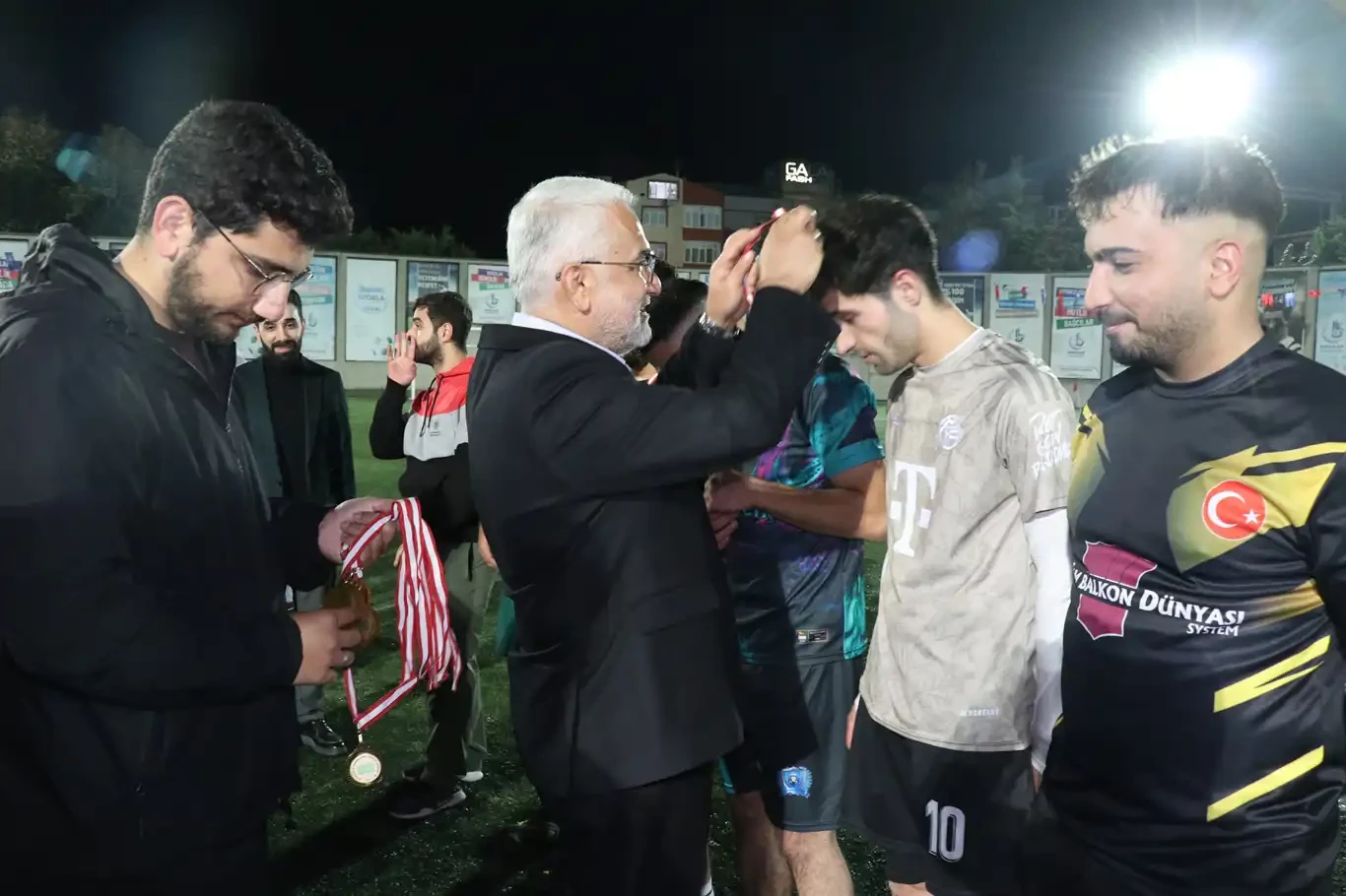 Hür Gençlik Futbol Turnuvası final maçı Yapıcıoğlu