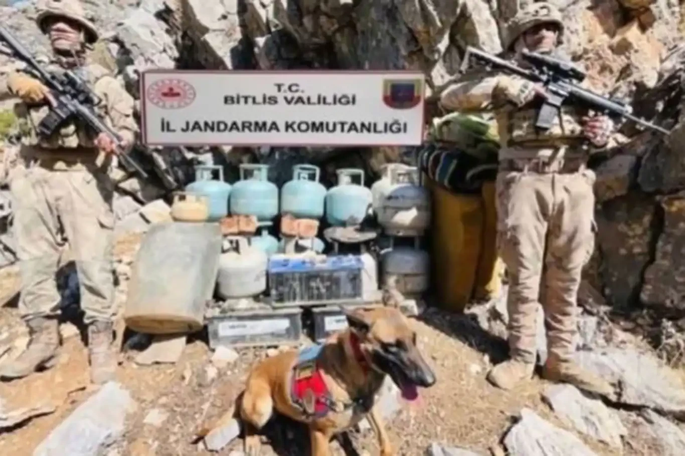 11 ilde PKK operasyonu: Yüklü miktarda patlayıcı, silah ve mühimmat ele geçirildi