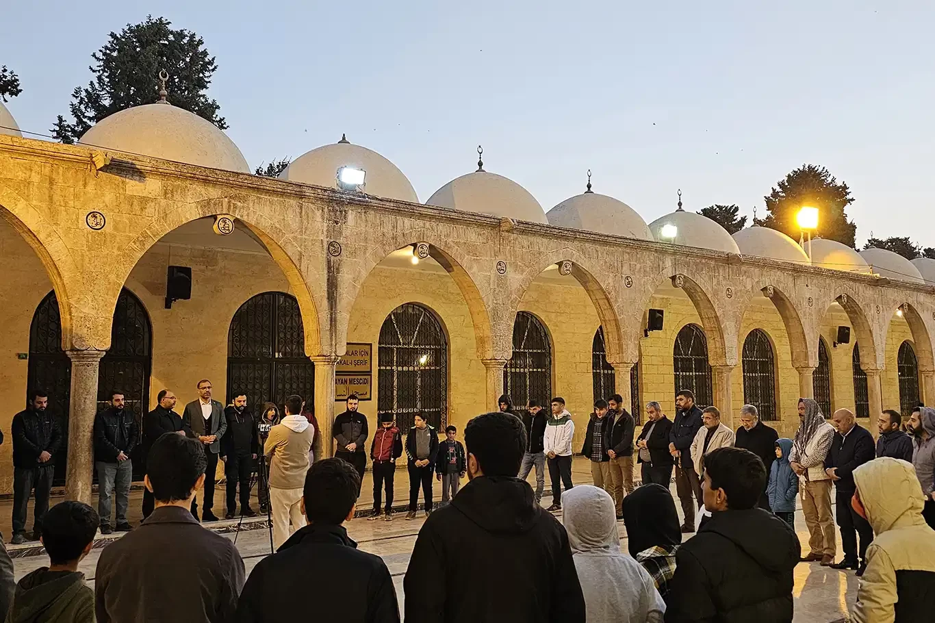 HÜDA PAR Şanlıurfa İl Gençlik Kollarının sabah namazı buluşmaları devam ediyor