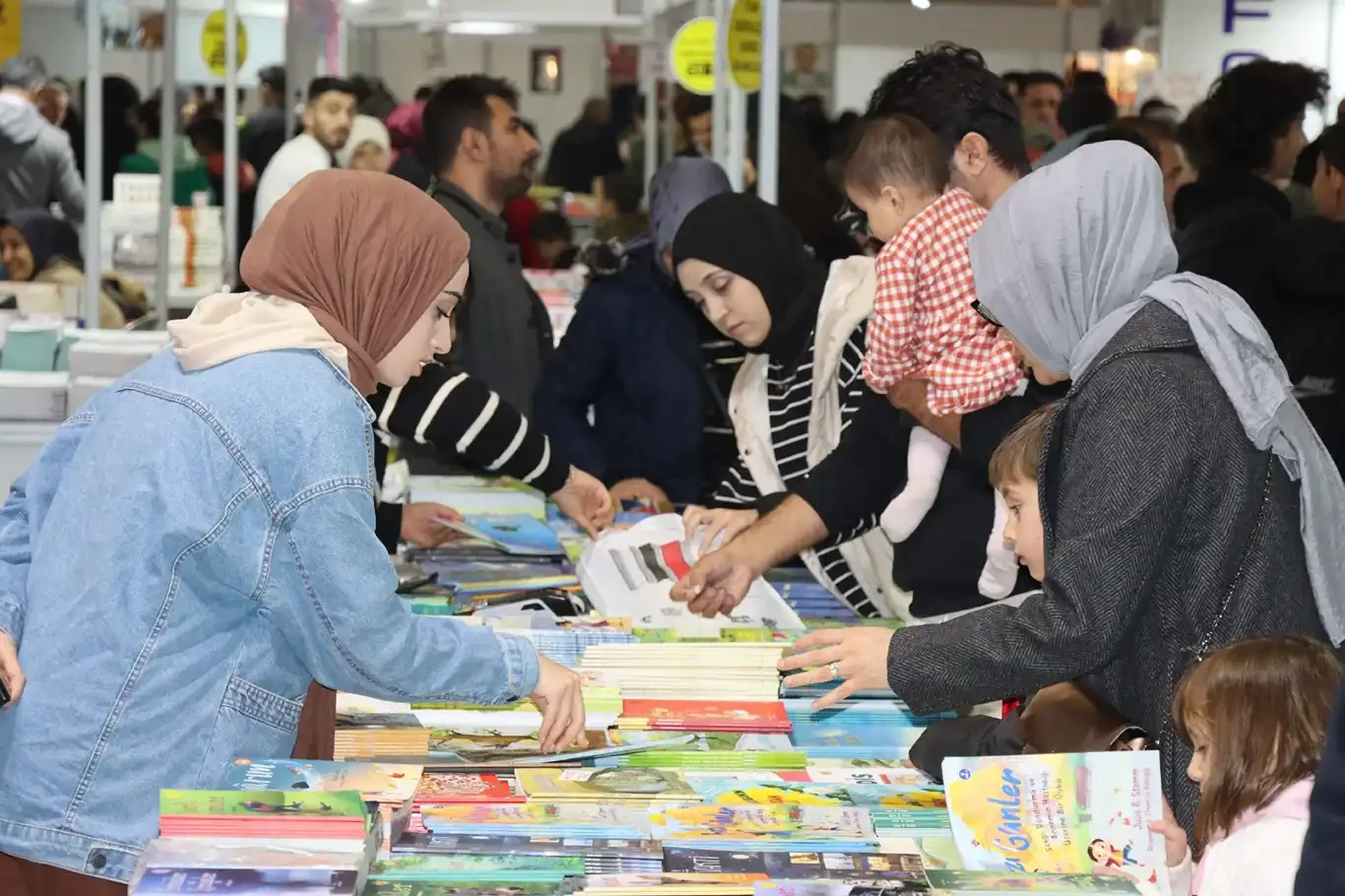 Şanlıurfa’da kitap fuarı yaklaşık 500 bin ziyaretçi ağırladı