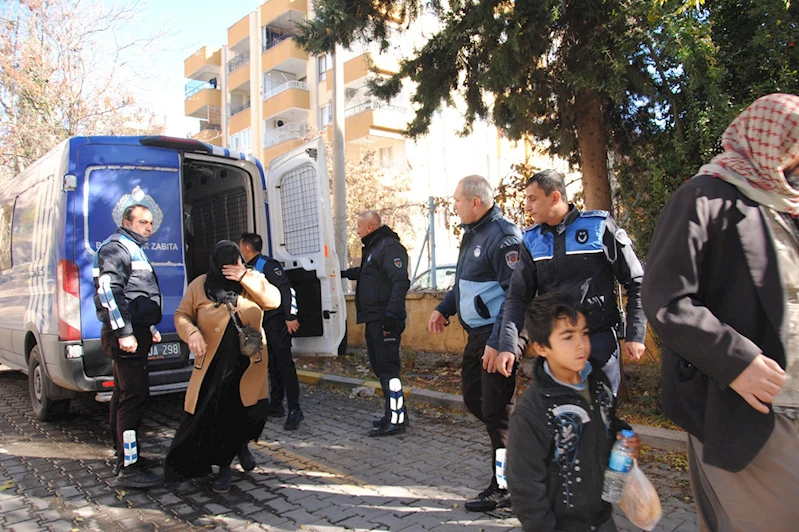 Şanlıurfa’da yakalanan dilencilerin üzerinde 100 bin lira çıktı