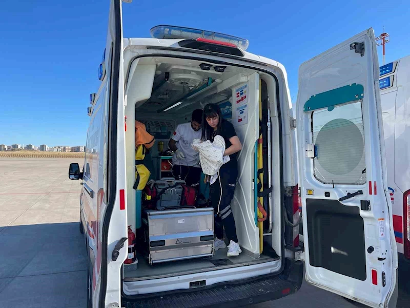 Mardin’deki hasta bebek ambulans uçakla İstanbul’a sevk edildi

