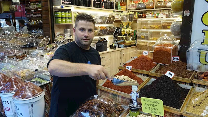 Gaziantep’te turist yoğunluğu esnafın yüzünü güldürdü
