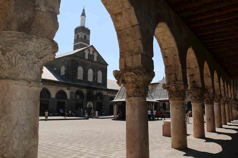 Diyarbakır’da tarihi mekanlarda “Eyyam-ı Bahur” sakinliği
