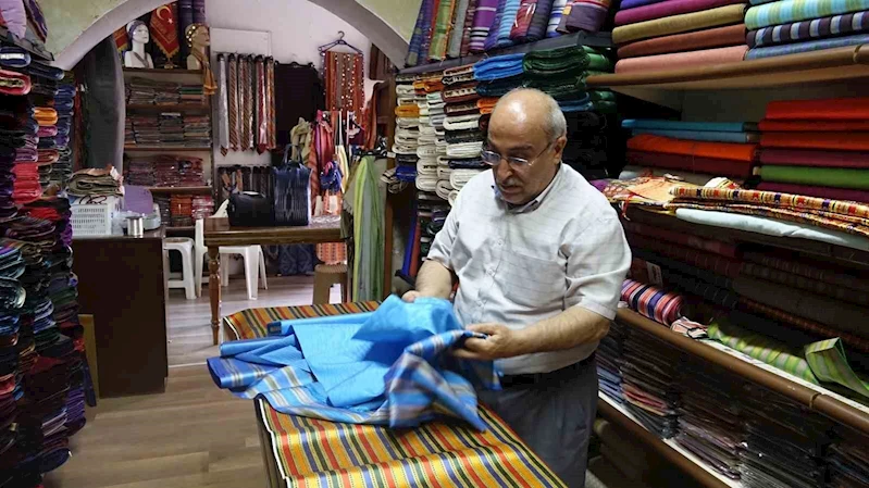 Asırlık Osmanlı kumaşı kutnu yeniden moda oldu
