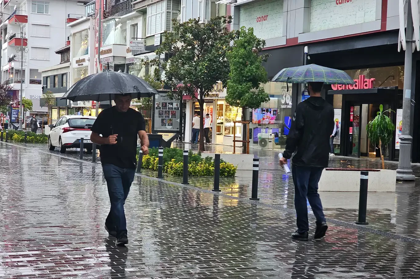 İstanbul’da sağanak etkili oluyor