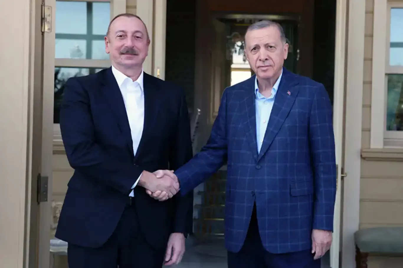 Cumhurbaşkanı Erdoğan, Azerbaycan Cumhurbaşkanı Aliyev ile görüştü