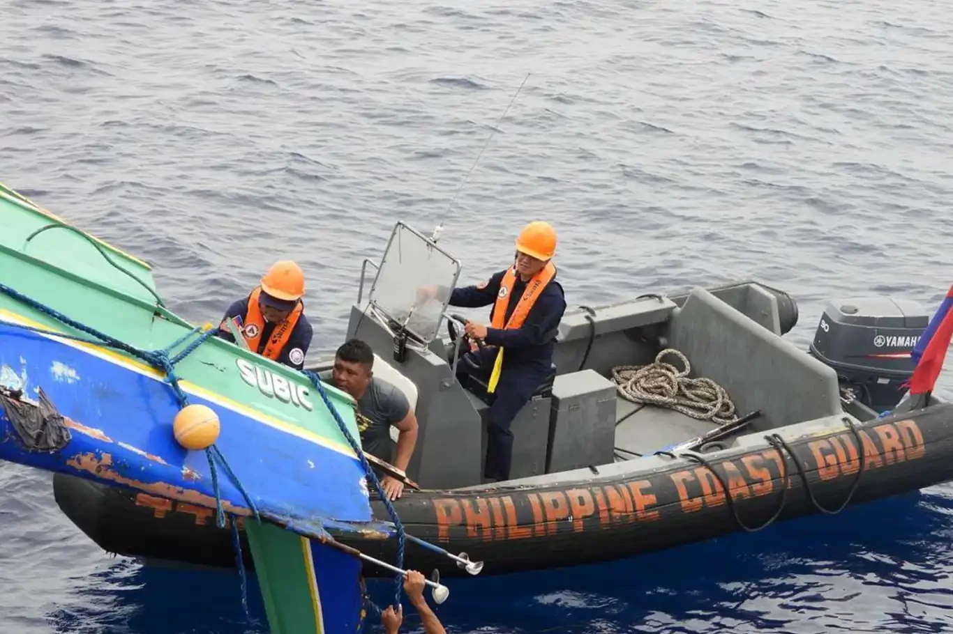 Filipinler, Yagi nedeniyle denizde kaybolan 15 balıkçıyı arıyor