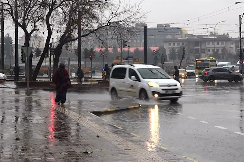 Meteorolojiden kuvvetli yağış uyarısı