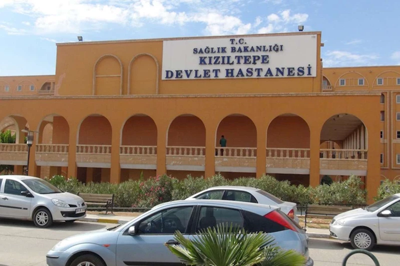 Mardin’de otomobil şarampole yuvarlandı: Bir ölü 2 yaralı 