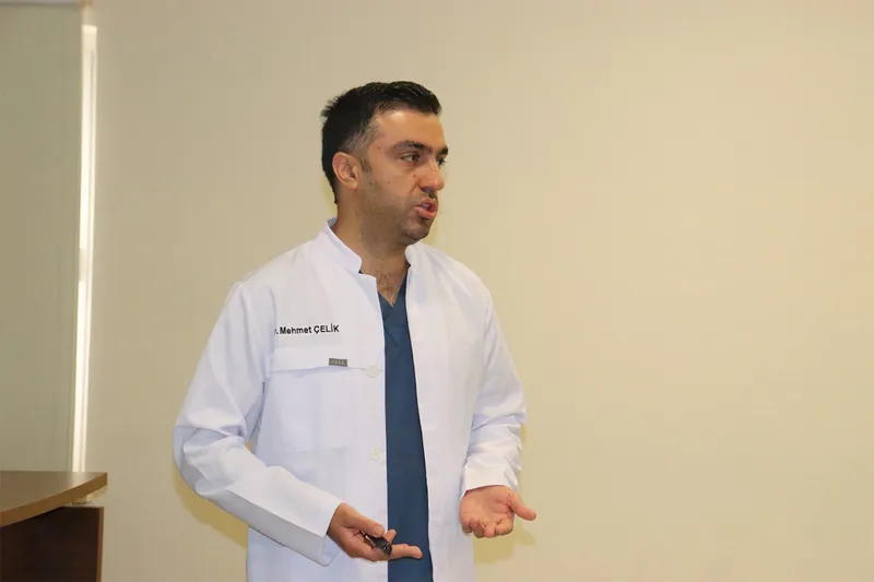Doç. Dr. Çelik