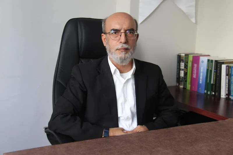 Yazar Şakir