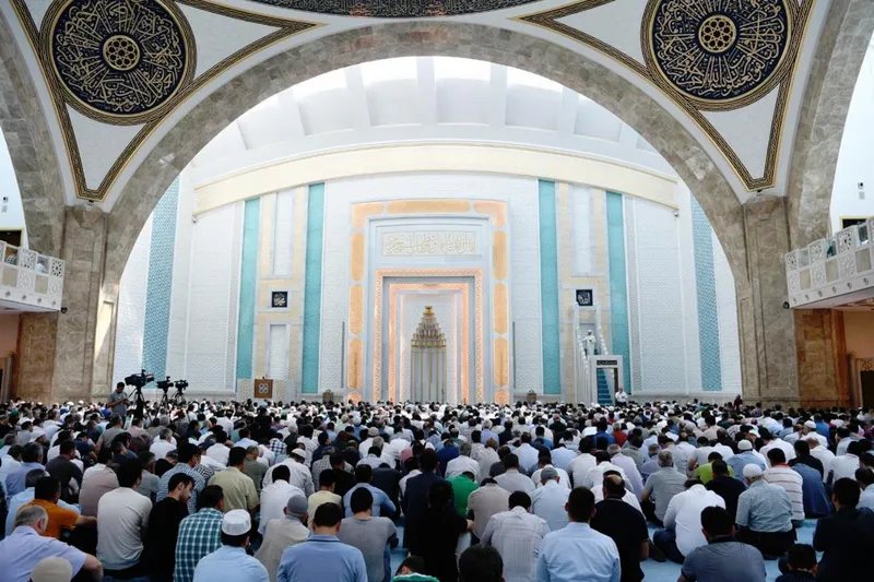 Cuma hutbesi: Müslümanın hayatına yön veren rehber, sünnet-i seniyye