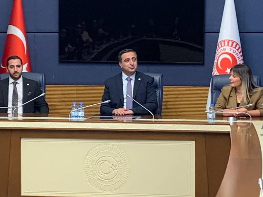 Milletvekili Ramanlı, Erciyes Üniversitesi öğrencilerini Meclis’te ağırladı