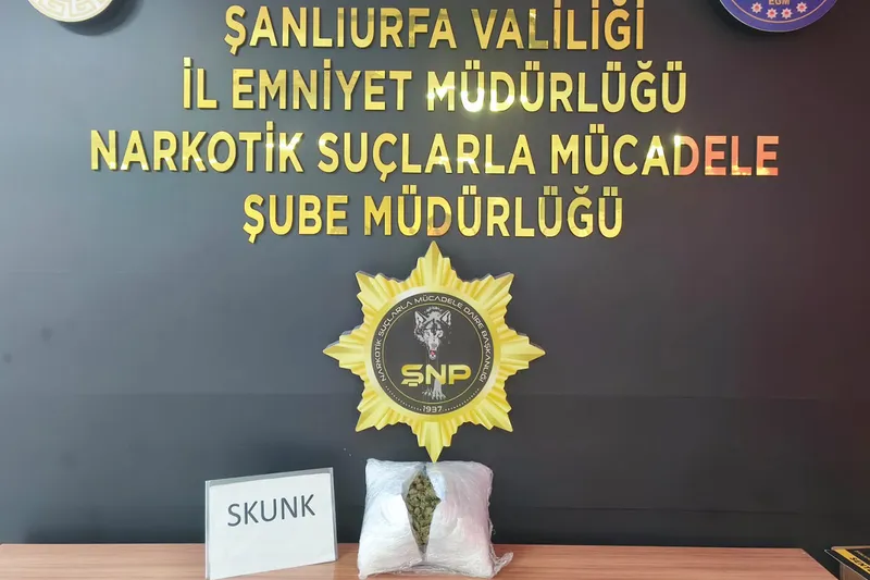 Şanlıurfa’da narkotik operasyonu: 1 kilo 200 gram skunk ele geçirildi