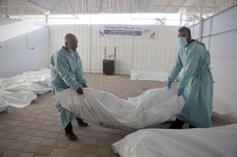 Gazze Sağlık Bakanlığı: İşgalden 45 şehidimizin cenazesini teslim aldık