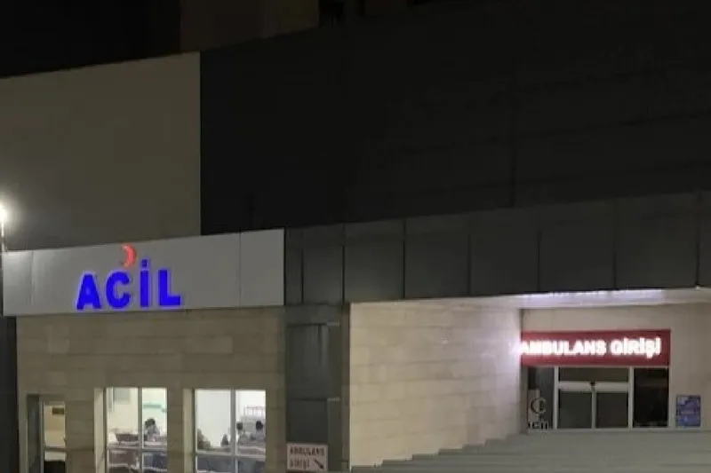 Kütahya’da otomobil tıra çarptı: 1 ölü