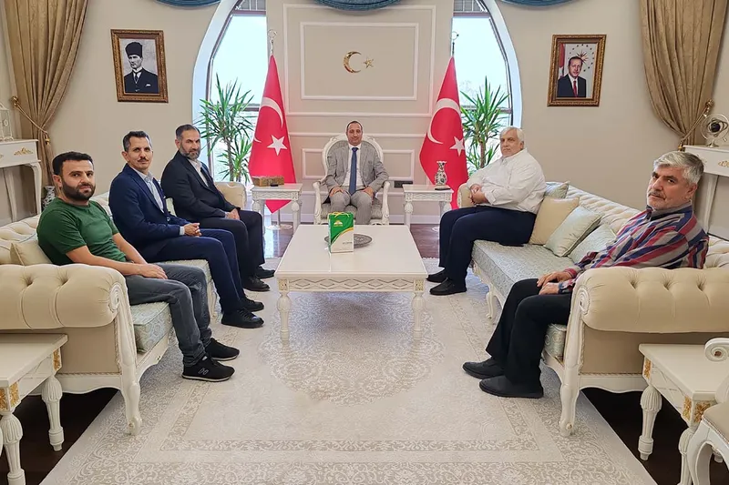 HÜDA PAR Tarsus Teşkilatından yoğun ziyaret trafiği