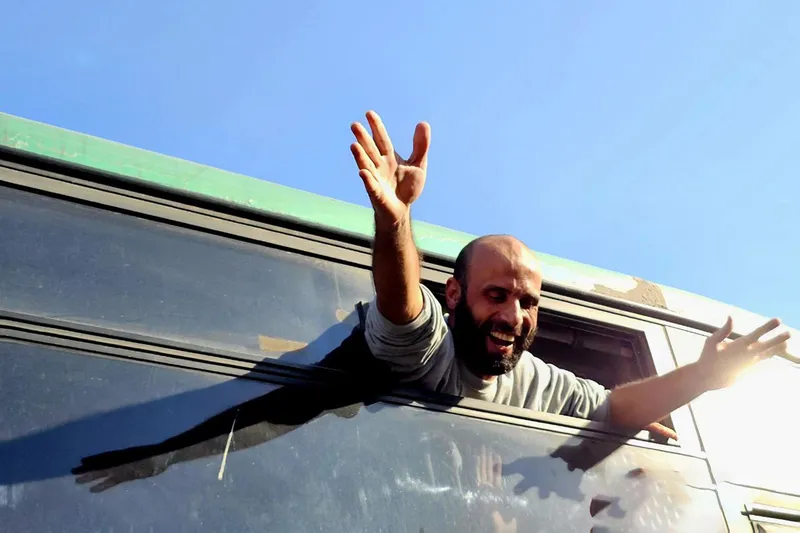 Serbest bırakılan 40 Filistinli esir yeniden alıkonuldu veya şehit edildi