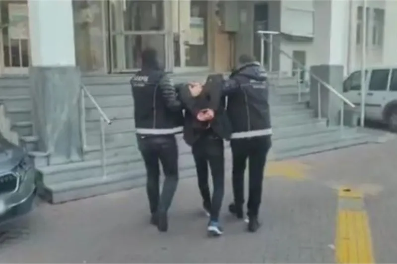 Kayseri ve 14 ilde 20 suçtan arama kaydı bulunan firari yakalandı