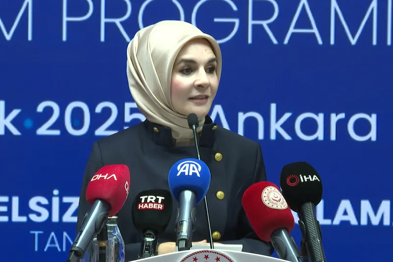 Bakan Göktaş, Engelsiz Mobil Uygulama Tanıtım Programı