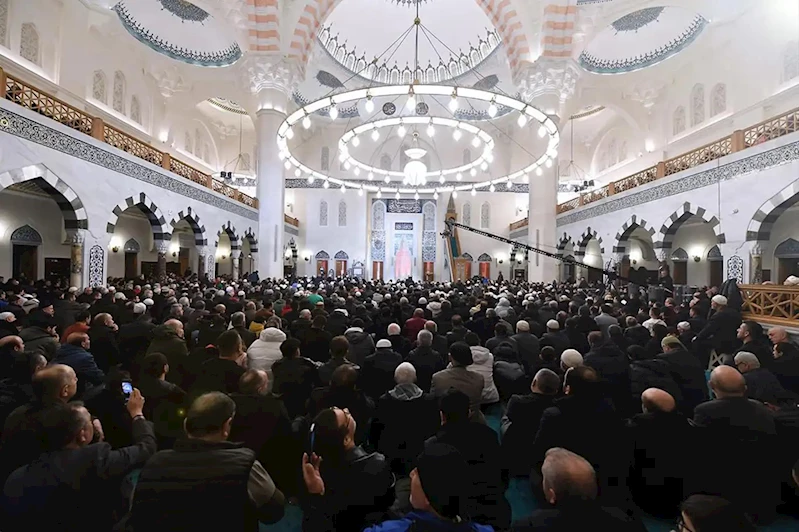 Ramazanın müjdecisi Berat Kandili bu gece idrak edilecek