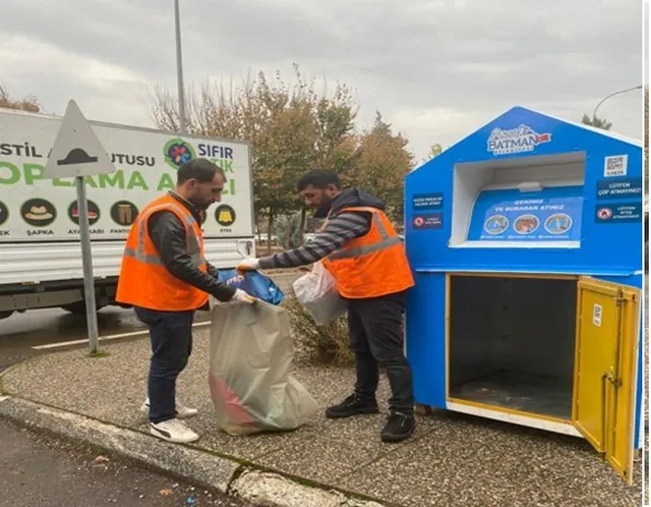 Kullanılmış giysiler geri dönüşüme kazandırılıyor