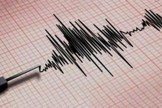 Ege sallanmaya devam ediyor: 4,5 büyüklüğünde deprem