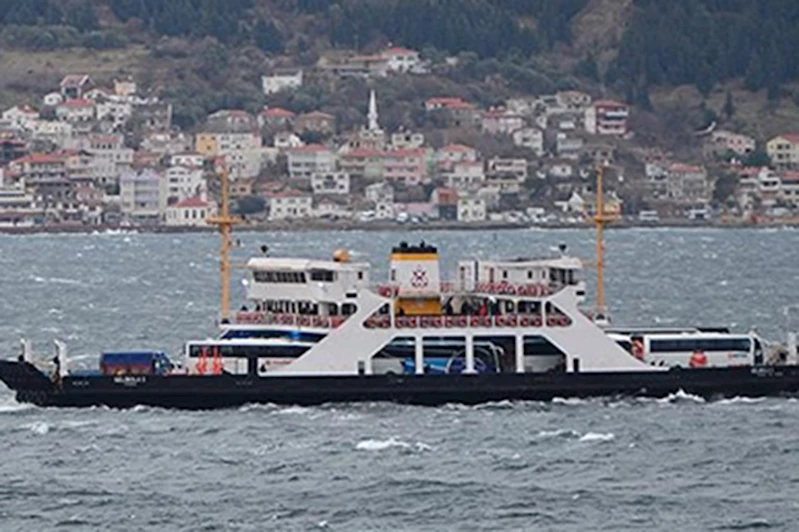 Kabatepe-Gökçeada feribot seferlerine hava engeli