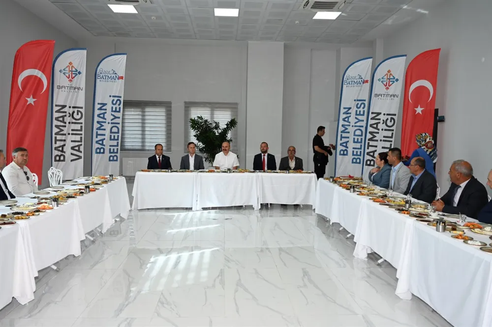 Doğu-Batı Buluşması