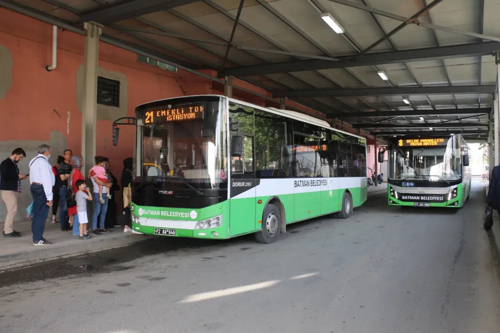 Bayram boyunca 270 bin yolcu ücretsiz taşındı