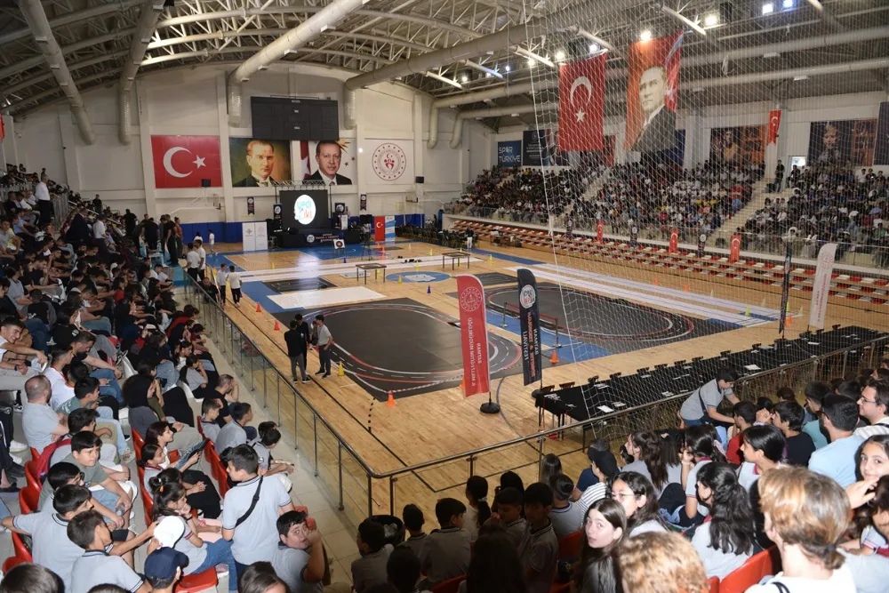Batman’da Eğitimde Dijital Dönüşüm: Geleceğin Teknolojisi Sınıflara Taşınıyor