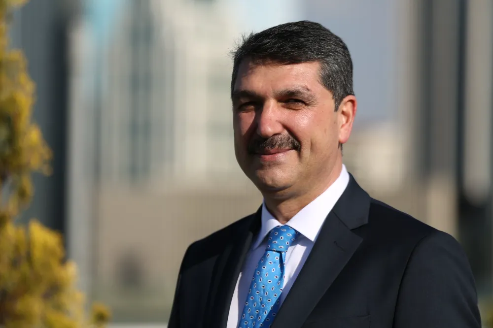 Nasıroğlu’ndan Ulaşım Müjdesi: İzmir Seferlerine SunExpress de Katılıyor