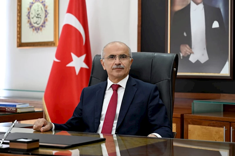 Büyükşehir Belediye Başkanı Er: Milletimiz, karanlığa karşı imanla ayağa kalktı