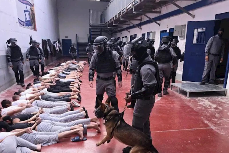 Siyonist işgal rejimi zindanlarında şehit sayısı 74