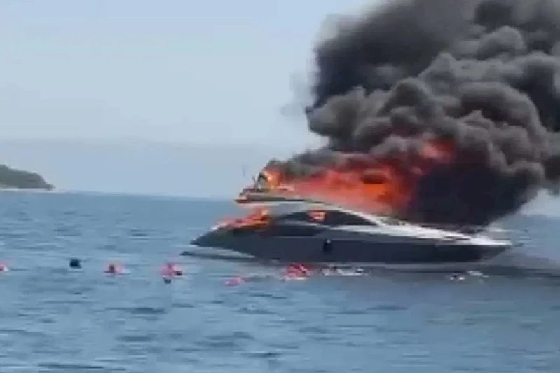 Kınalıada