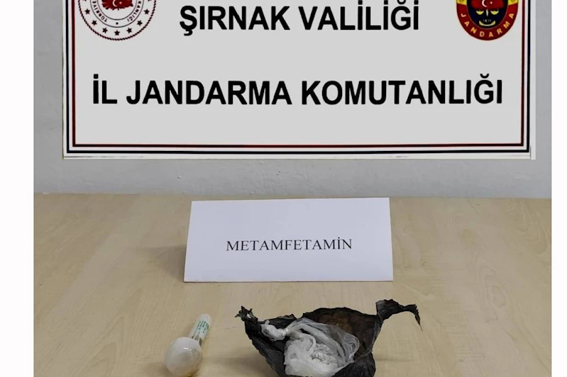 Şırnak’ta 11 milyon değerinde gümrük kaçağı eşya ve uyuşturucu yapımında kullanılan malzeme ele geçirildi