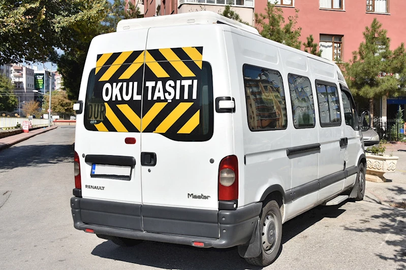Konya’da okul servislerine zam yapıldı