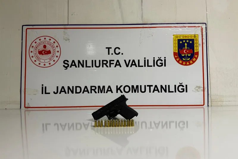 Şanlıura’da ruhsatsız tabanca ele geçirildi
