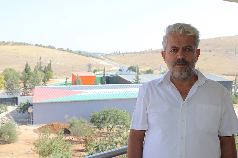 Gaziantepli iş adamı iş yerinin çatısına Filistin bayrağı yaptırdı