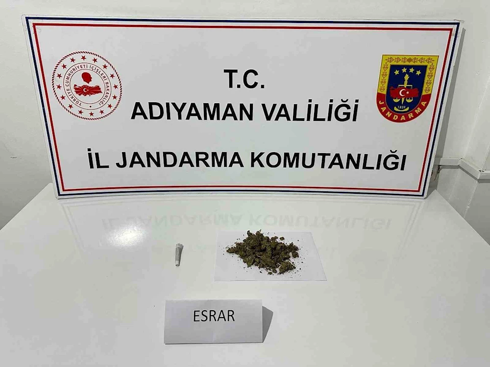 Araçta uyuşturucu madde ele geçirildi