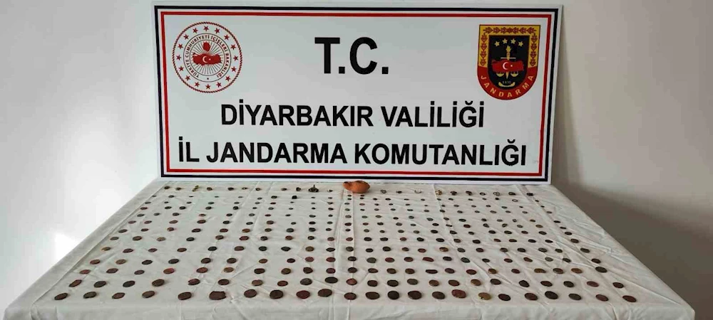 Diyarbakır’da 298 adet tarihi eser ele geçirildi: 7 gözaltı